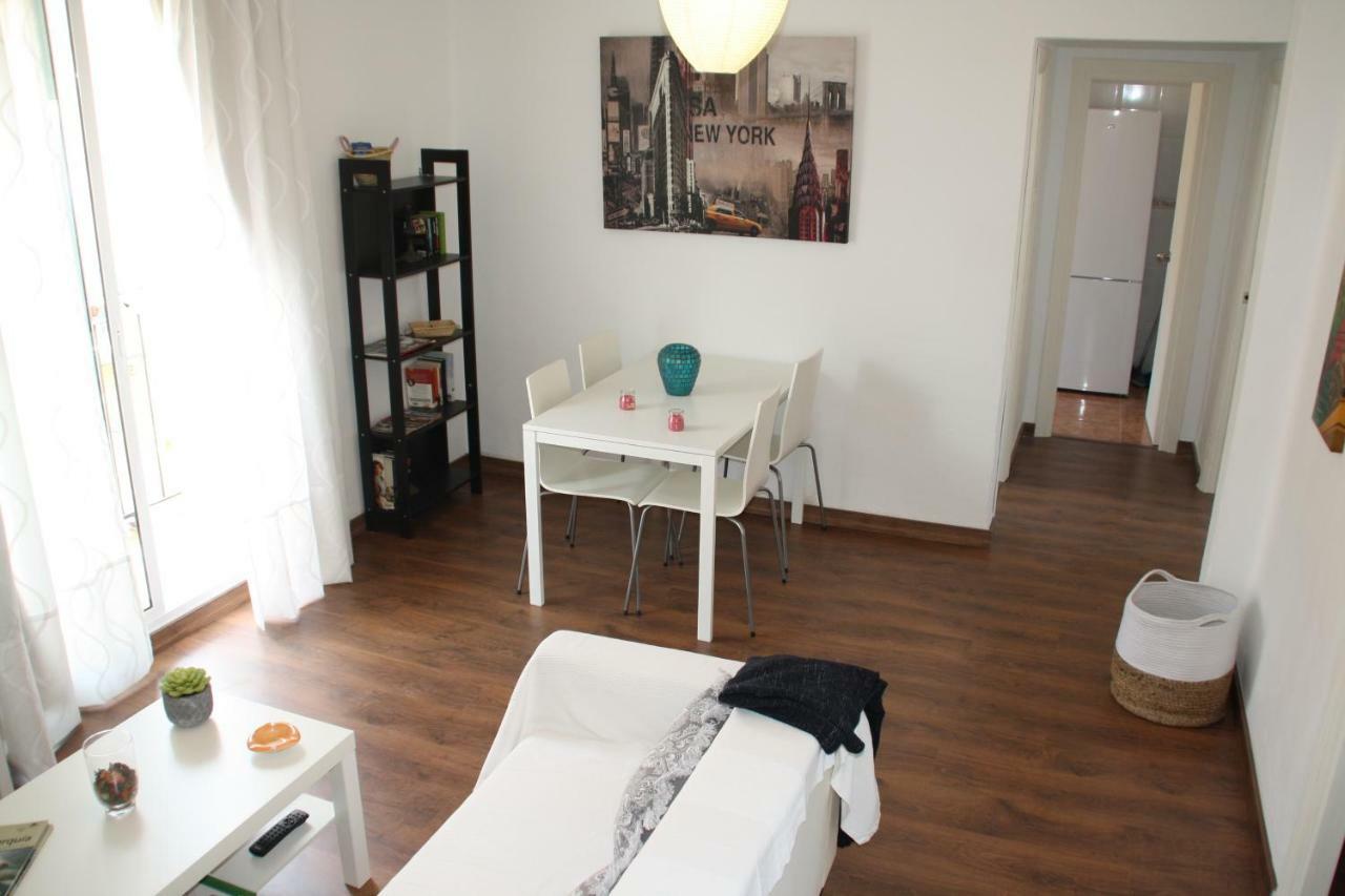 Apartamento Tia Maria Apartment มาลากา ภายนอก รูปภาพ